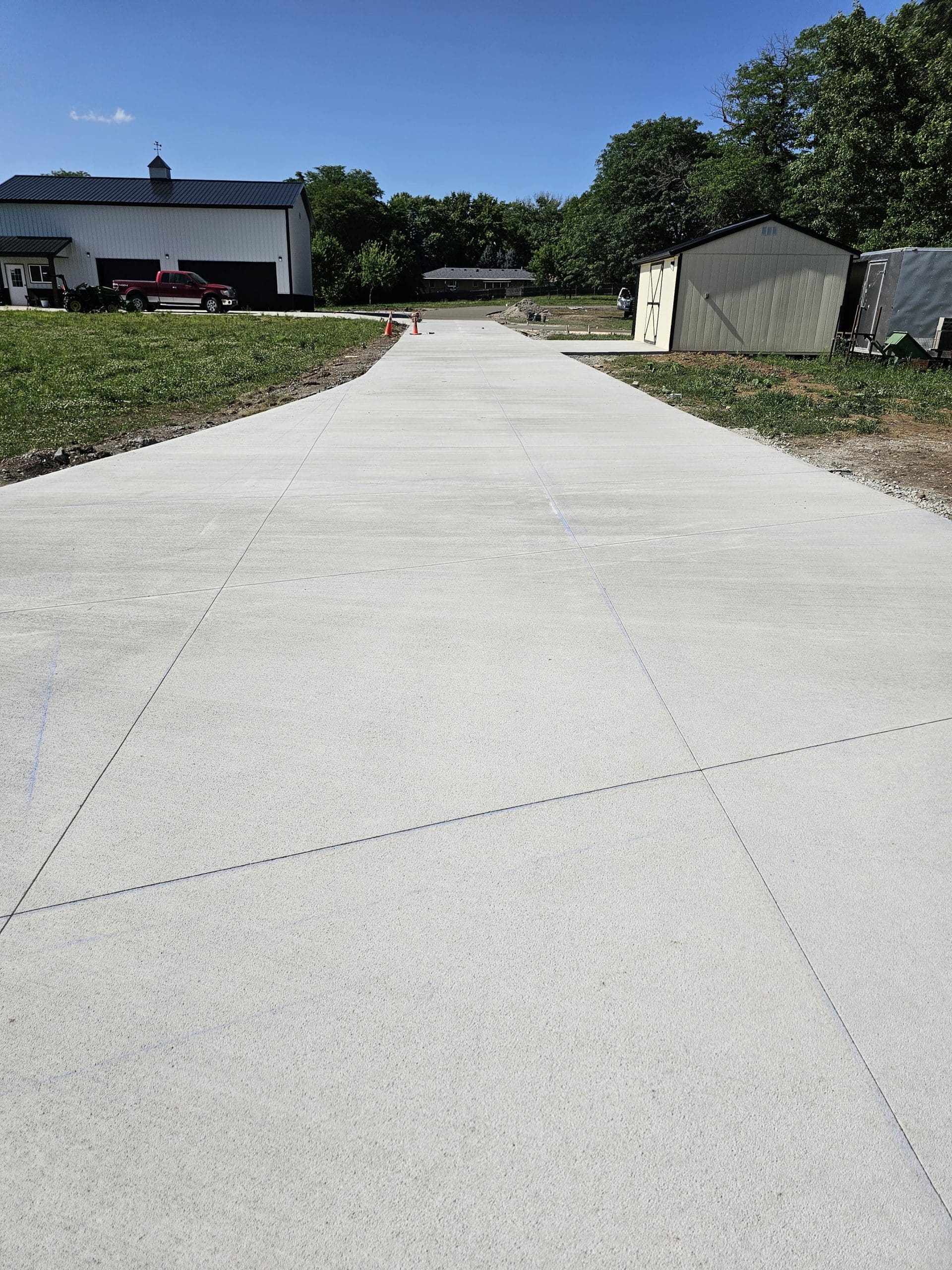 New concrete driveway Des Moines Iowa