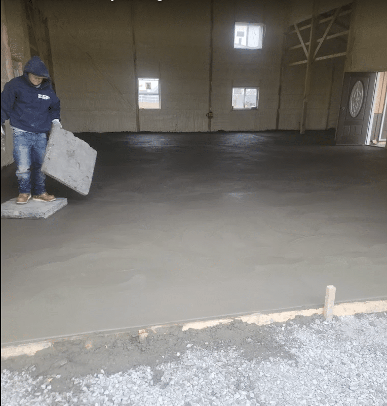 Finished Garage Floor concrete des moines, IA
